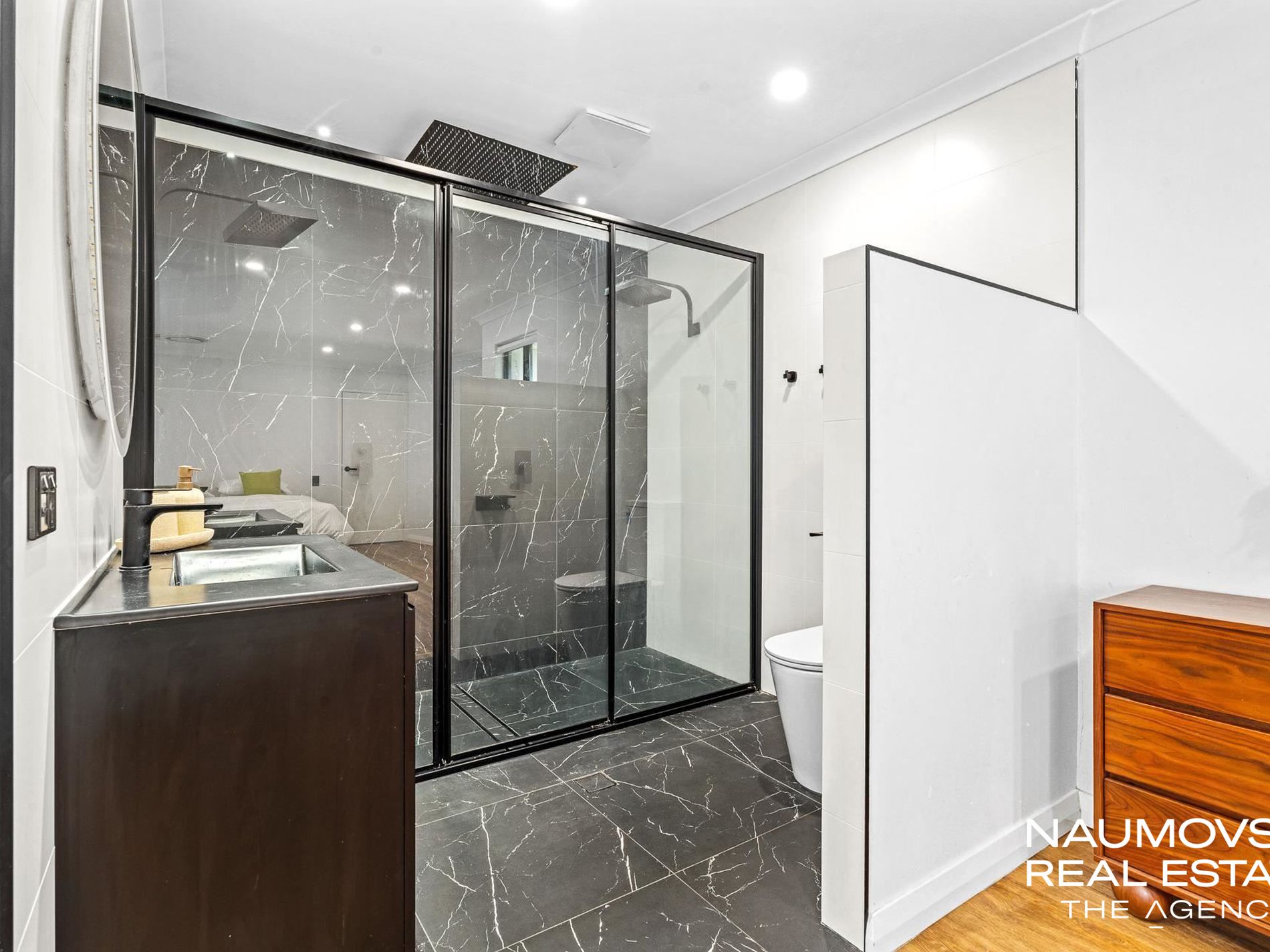 64 Dampier Loop, Mirrabooka