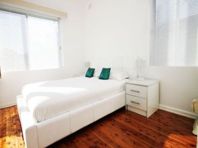 2 Gunyah Crescent, Roselands