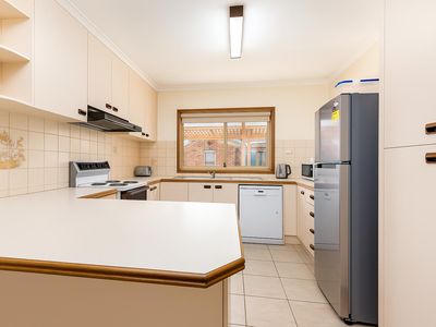 9 Nightingale Close, Mooroopna