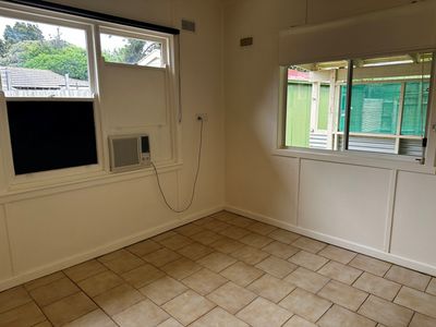 36 Royalty Avenue, Highett