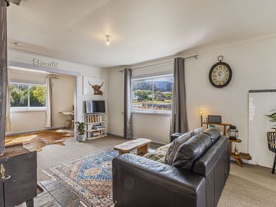 6697 Channel Highway, Deep Bay