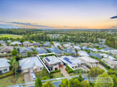 13 Catchlove Crescent, Augustine Heights