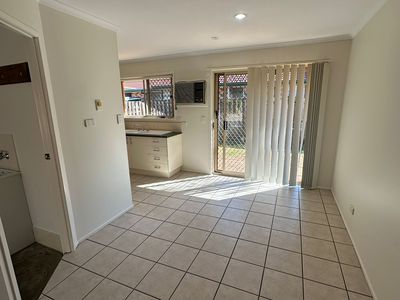 9 / 3 ROSEGUM PLACE, Redbank Plains