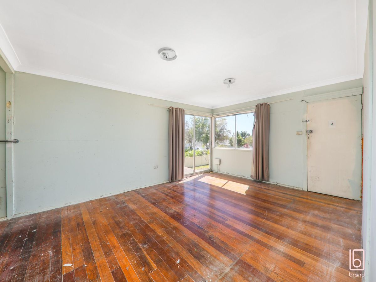 37 Brooke Avenue, Killarney Vale