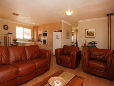 33 Bates Drive, Kalgoorlie