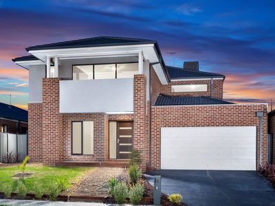 8 Calibre Circuit, Clyde North