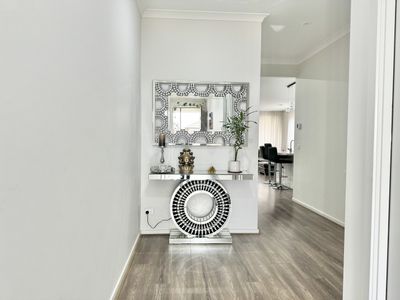 5 Medlar Avenue, Manor Lakes