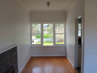 953 WAUGH ROAD, Albury