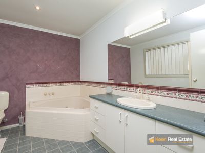 2 Portree Place, Narre Warren South