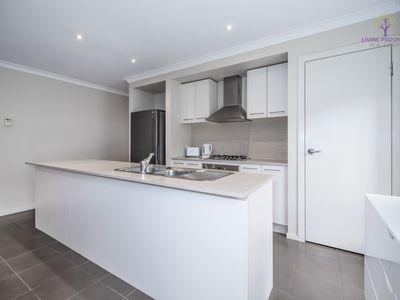 3 Rodeo Grove, Point Cook