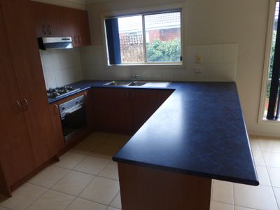 8 Elliot Court, Whittington