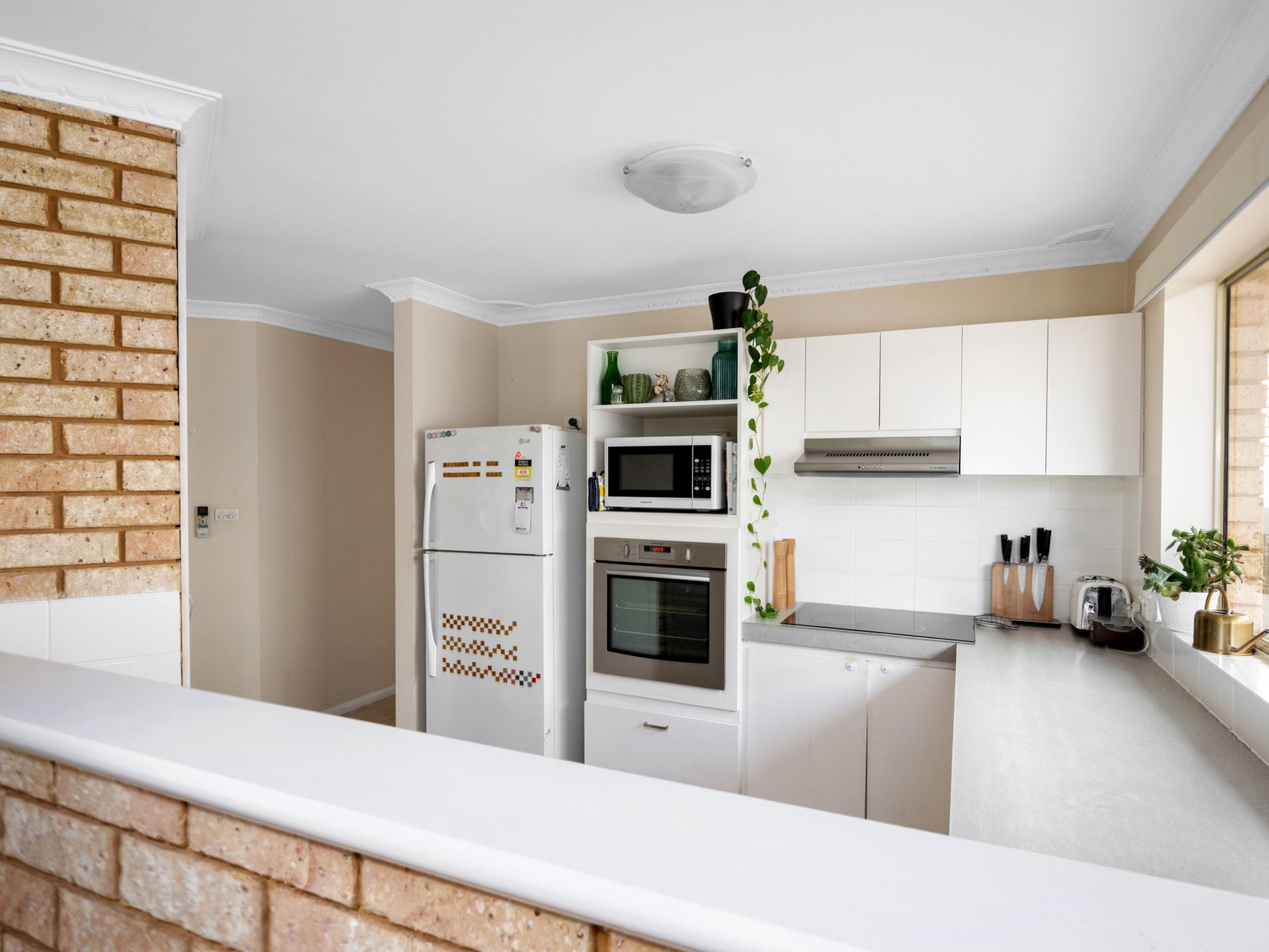 2 / 4 Nepean Grove, Hannans