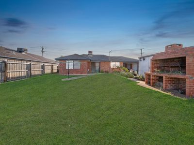 28 GOLDEN SQUARE CRESCENT, Hoppers Crossing