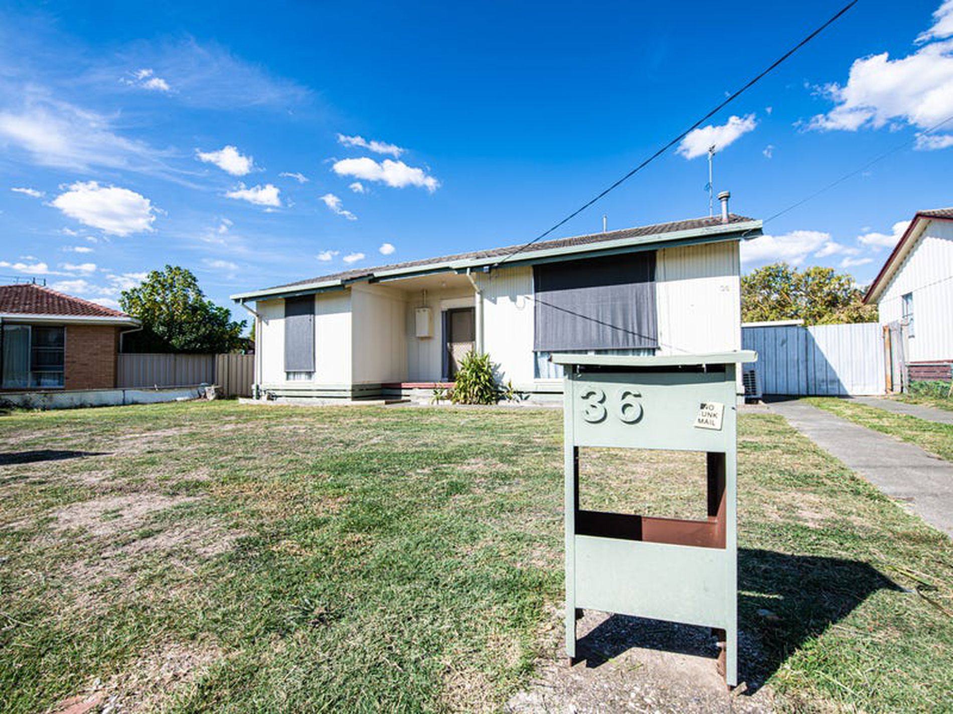 36 Sinclair Cres, Seymour