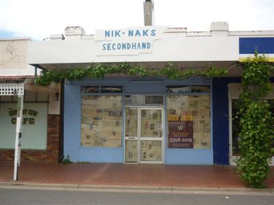 75  Woods Street , Donald