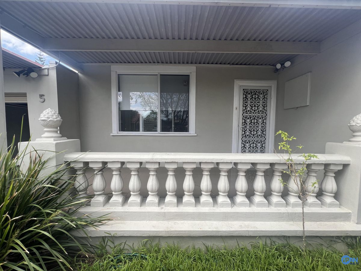 5 McBurney Avenue, Mascot