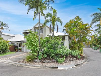 37 / 1 Poinsettia Court, Mooloolaba