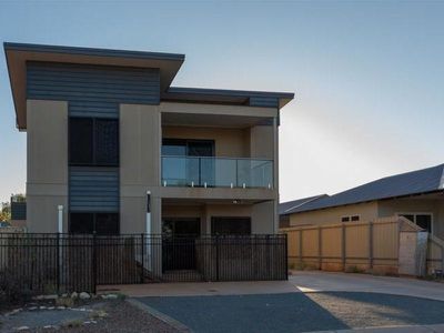 4 / 30 Lapwing Way, South Hedland