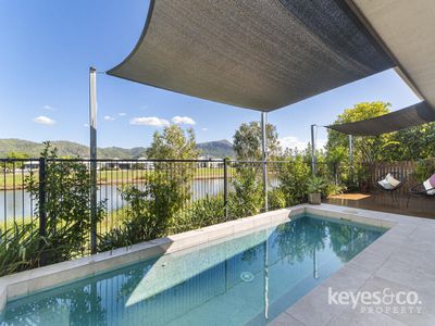 30 Westbrook Drive, Idalia