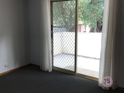 1 / 49 Crebert Street, Mayfield East