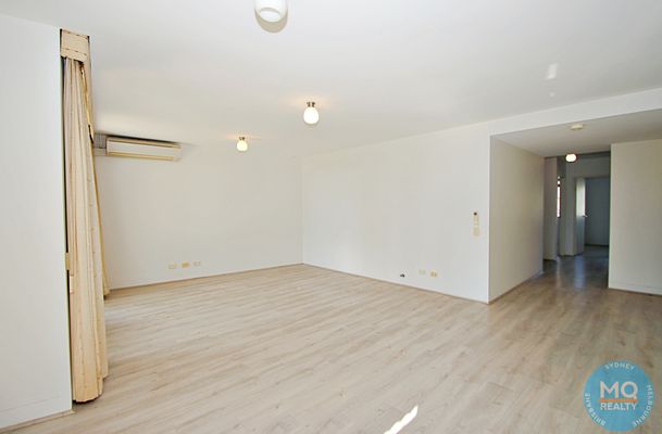 12 / 3 Nurmi Avenue, Newington