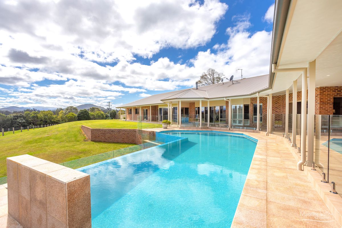 211 Marchfield Road, Wingham