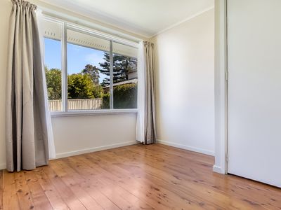 28 Elder Crescent, Nowra
