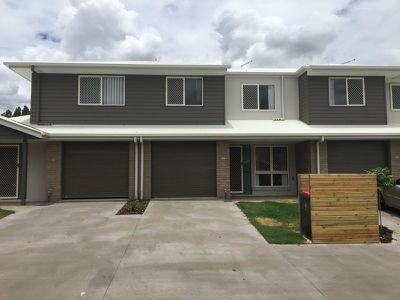 83  Crossacres , Doolandella