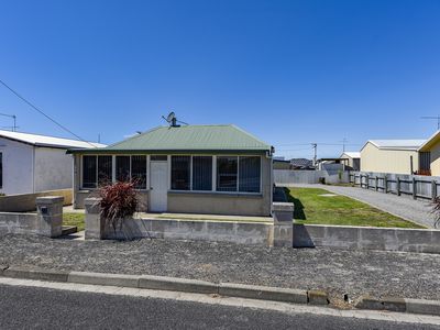 17 Meylin Street, Port Macdonnell