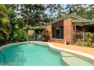 27 Palm Grove Cres, Tewantin