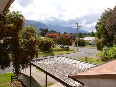6 Wermatong Avenue, Mount Beauty