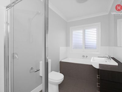 41 Tarrawarra Avenue, Gledswood Hills