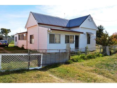 33 Railway Street, Curlewis