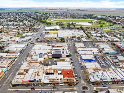 102 Firebrace Street, Horsham