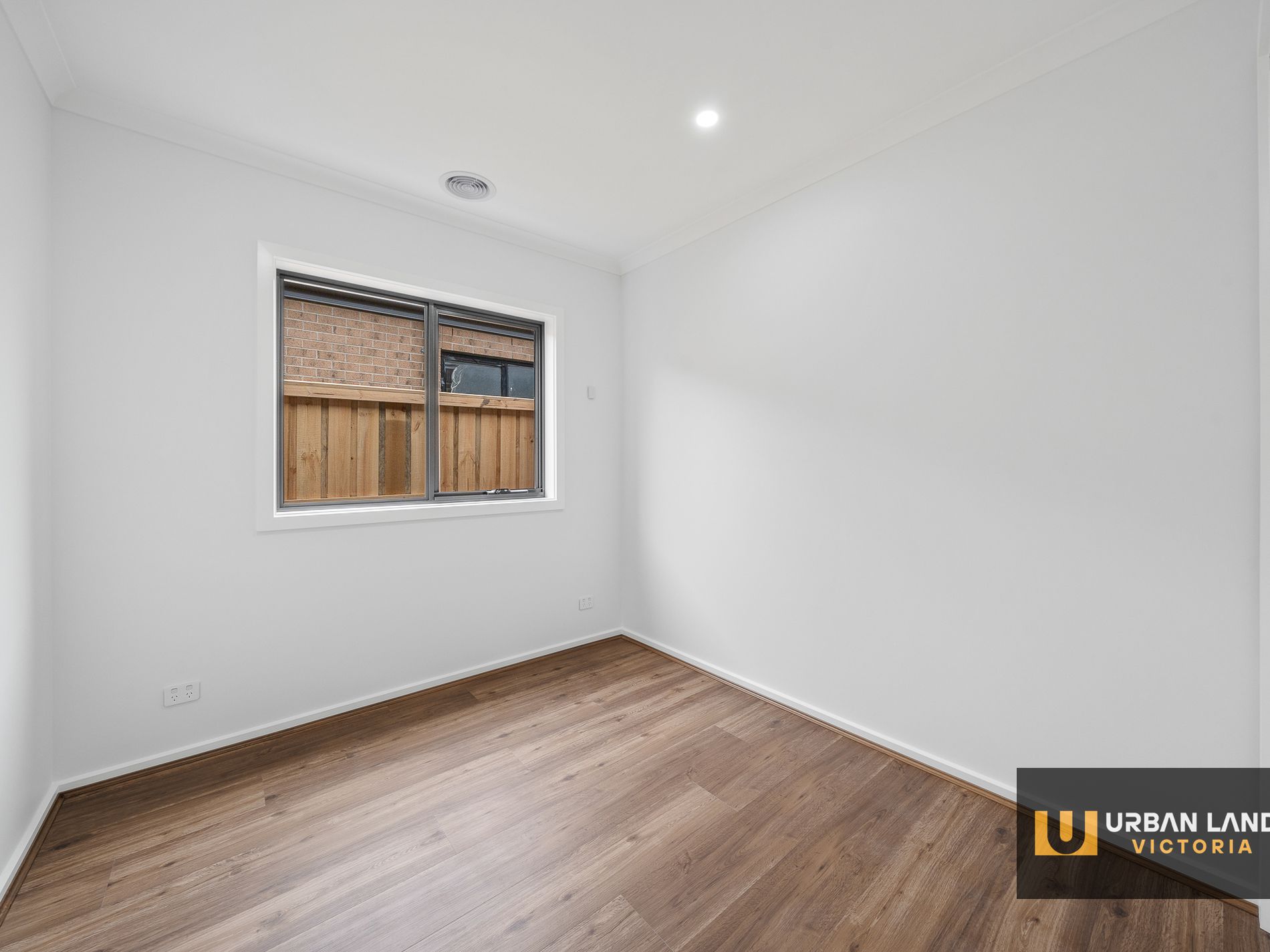 13 stover rd, Clyde North