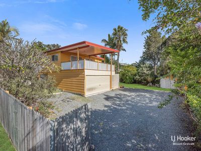 2 Damalis Street, Woodridge