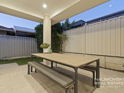 74 Grindleford Drive, Balcatta