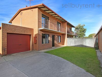 15 / 2 MCKIBBIN COURT, Wodonga