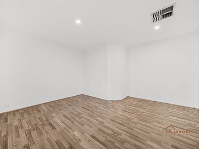 23 Mayhew Cross, Atwell