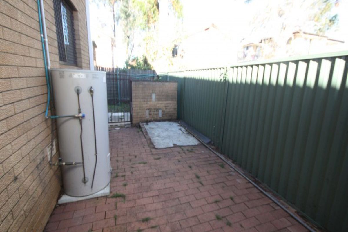 33 Macquarie Road, Auburn