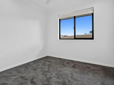 7 Scarlet Moon Court, Southside
