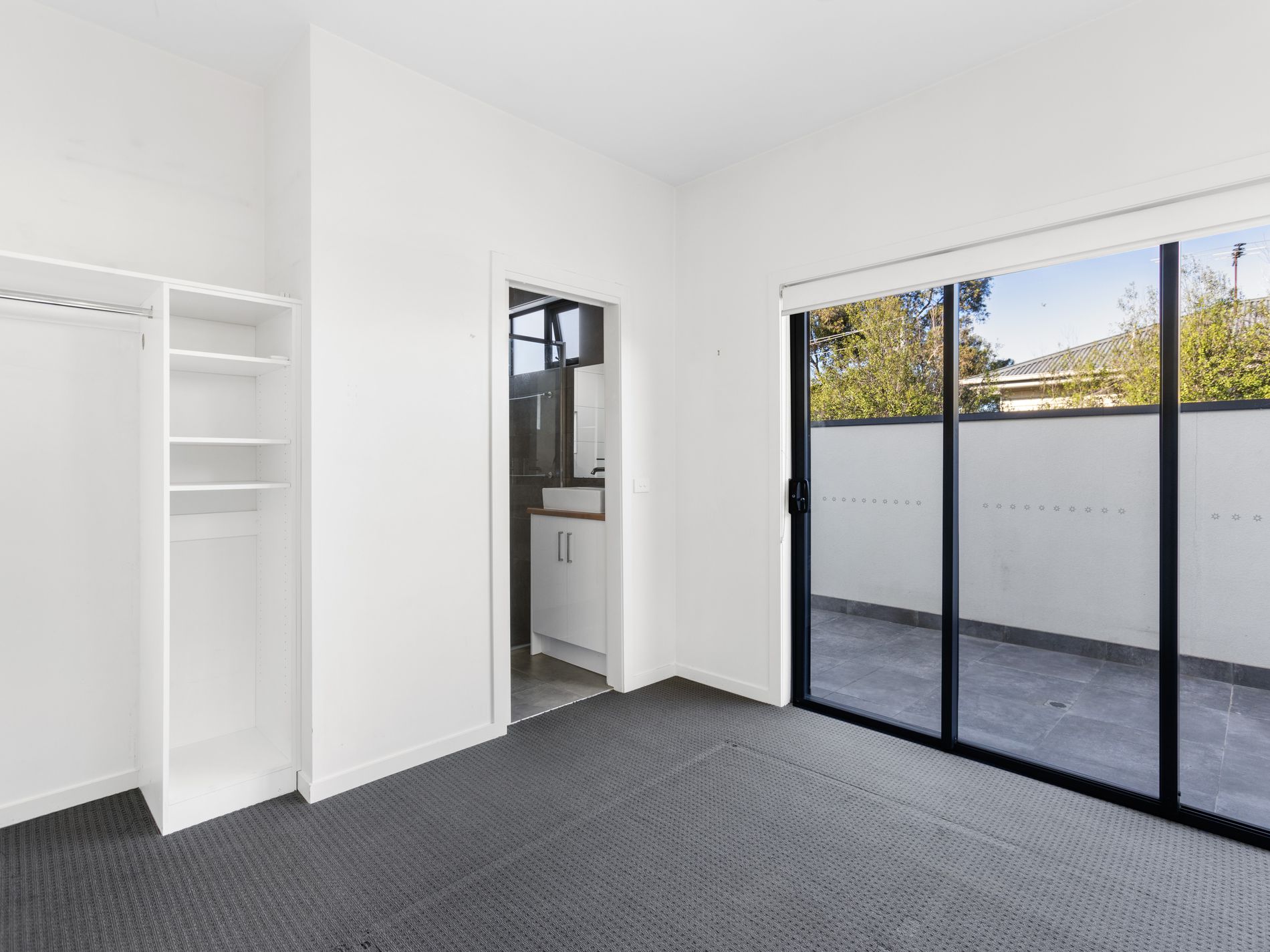 3 / 223 Woods Street, Newport