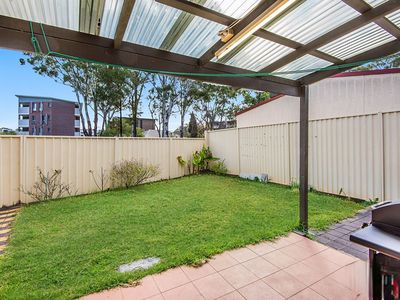 11 / 18-20 Girraween Road, Girraween