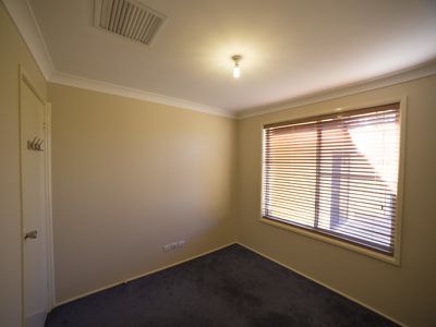 2 Cedar Court, Dubbo