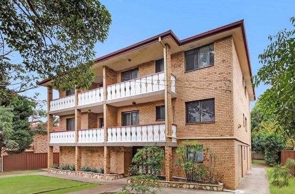 6 / 93-95 Campsie Street, Campsie