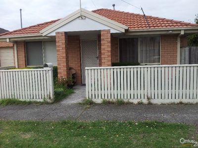 15 Fisher Crescent, Dandenong