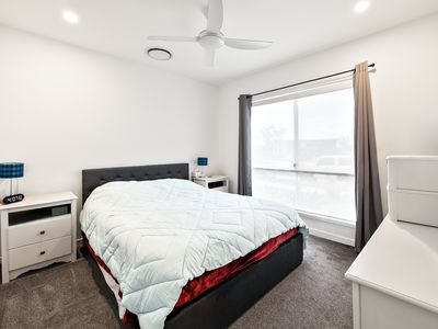 13 Barossa Street, Banya