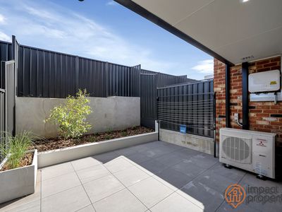 2 / 2 Jackonia Street, Whitlam