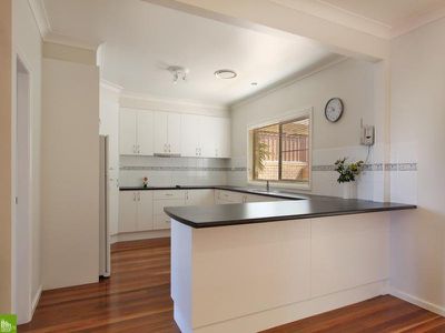 8 Sherwood Pl, Shellharbour