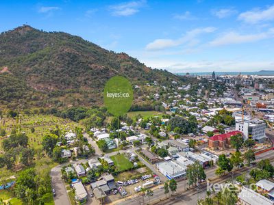 18 Lamington Road, West End